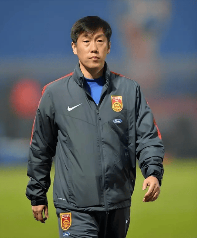 波鸿队外援状态神勇,球队士气高昂的简单介绍 波鸿队外援状态神勇,球队士气高昂的简单介绍